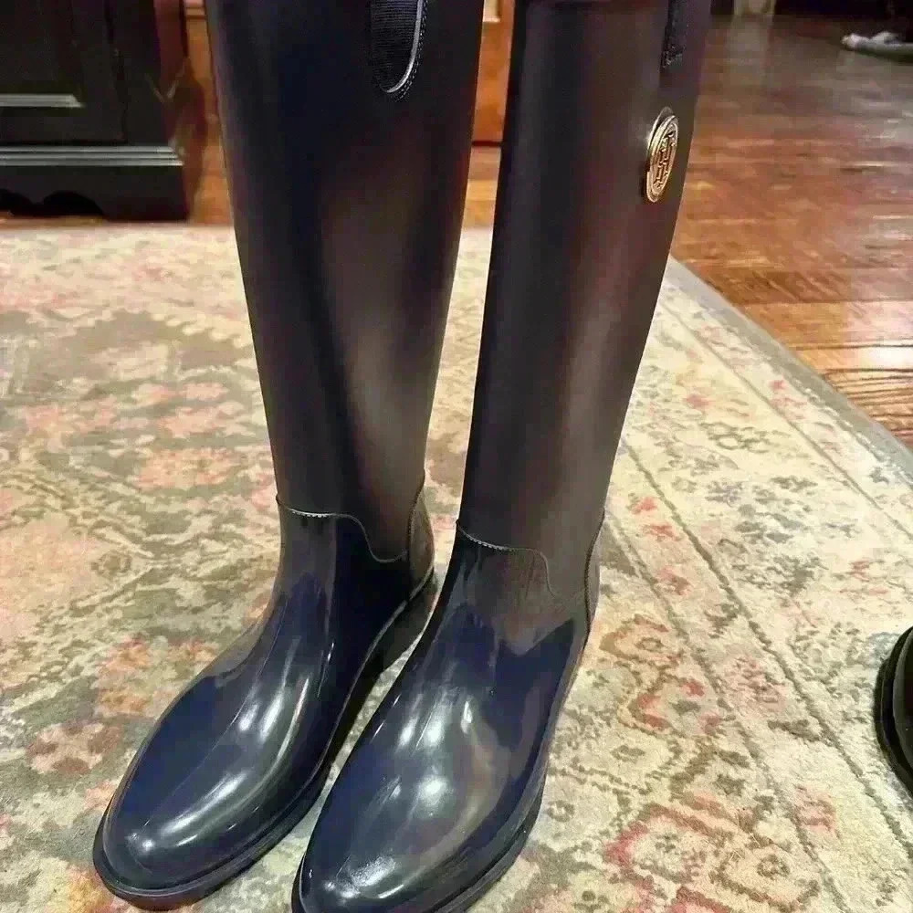 Tommy Hilfiger Karissa Rain Boot - Picture 2 of 7
